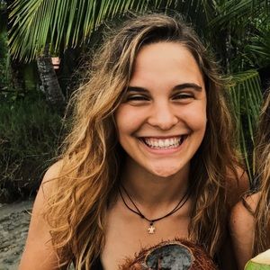 Meet your Posher, Gabriella